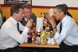 Обама пригласил Медведева на обед в забегаловку