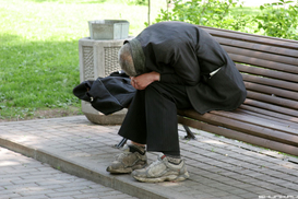 В Киеве обещают трудоустроить всех бомжей