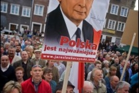 Польша выбирает брата погибшего президента