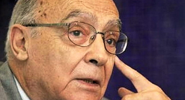 Умер известный писатель