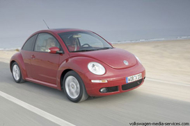 Названы любимые автомобили женщин