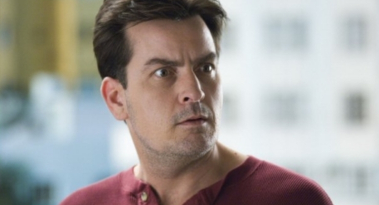 У Чарли Шина угнали авто и сбросили со скалы