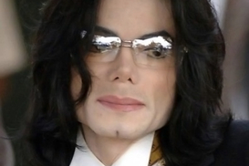 Врачу Майкла Джексона сохранили лицензию!