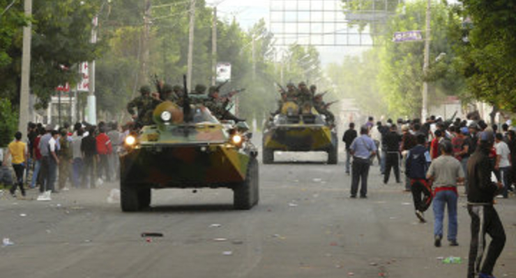 45 тысяч человек бежало из Киргизии в Узбекистан