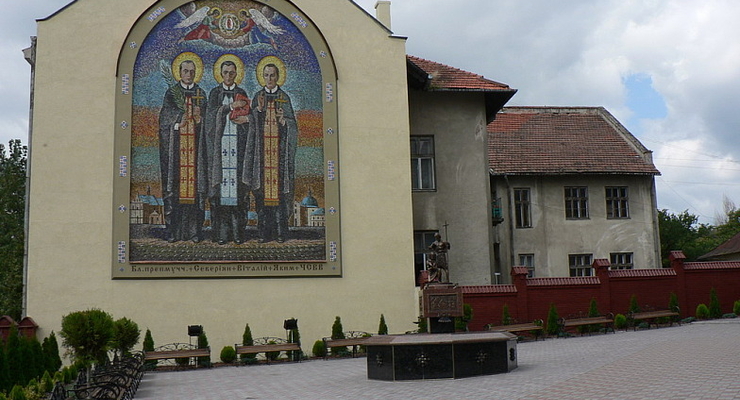 Янукович переименует улицу Мазепы