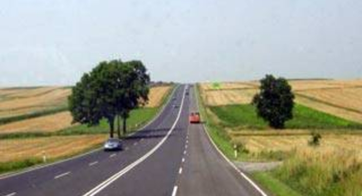 На дорогах Киева местами движение затруднено