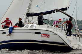 В регате участвовала "Денежная" яхта!