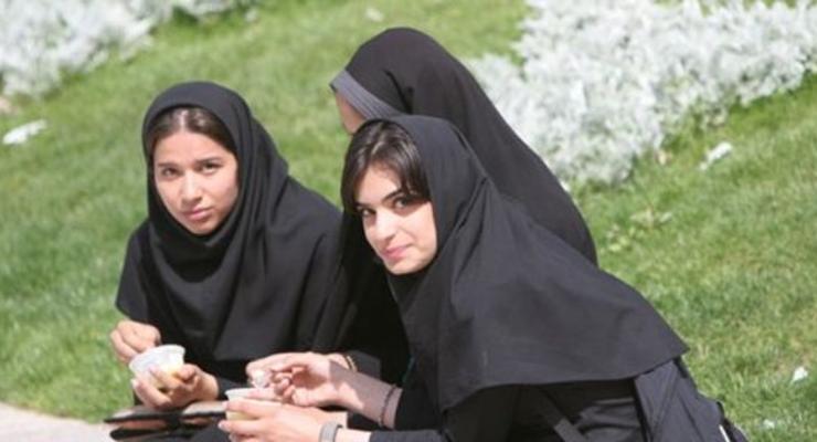 В Иране появился банк для женщин