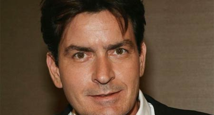 Актера Чарли Шина приговорили к месяцу тюрьмы