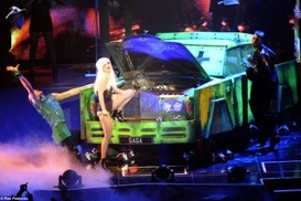 Lady GaGa подарила родителям Rolls-Royce