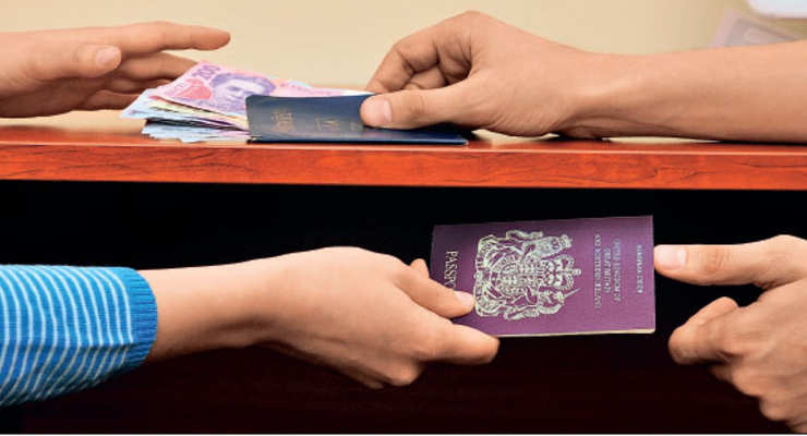 Крымчанам выдадут паспорта на русском языке