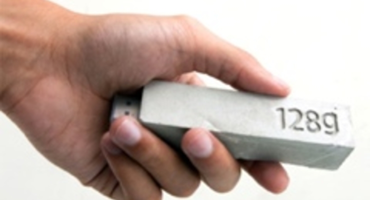 Китайцы создали флэшку из цемента