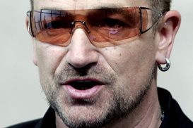 Лидер U2 Боно прооперирован