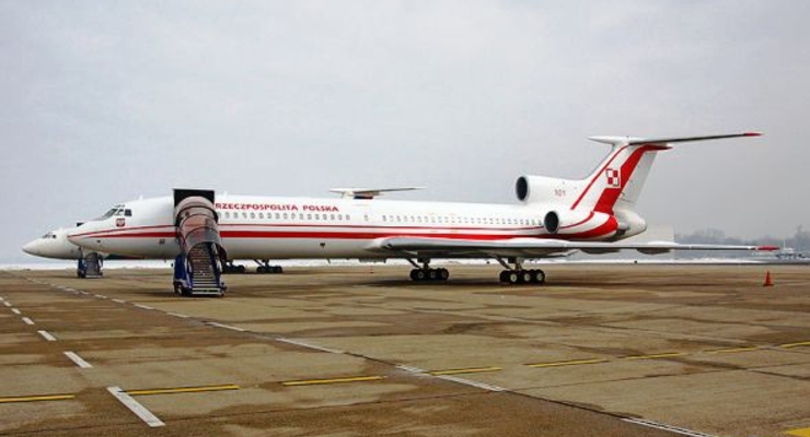Известны имена посторонних в кабине самолета Качинського