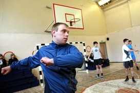 На уроке физкультуры умер 9-классник