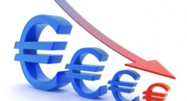 ЕВРО продолжает дешеветь к доллару