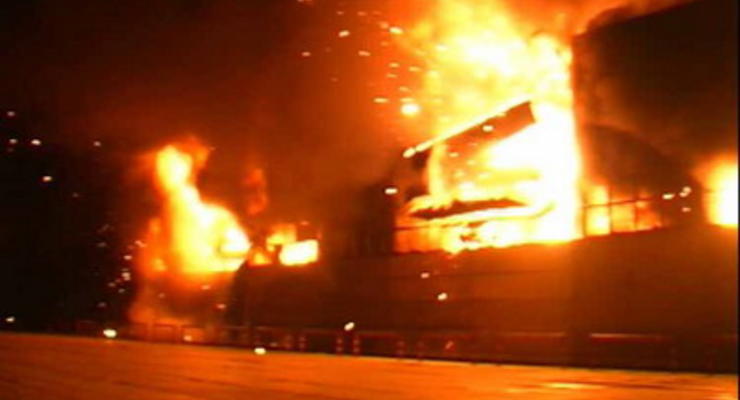 Пожар на Харьковском вагоноремонтном заводе потушен