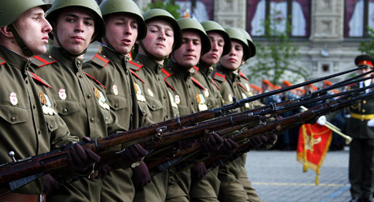 Первый национальный телеканал покажет репортаж о параде Победы в Москве