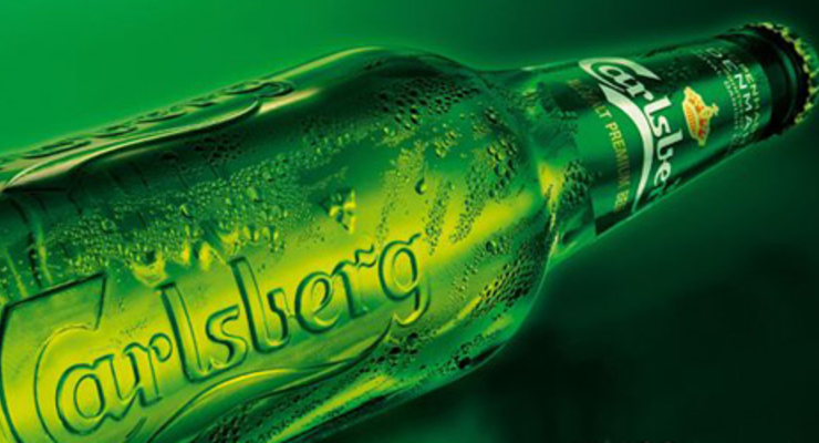 Carlsberg запретил сотрудникам пить пиво на работе