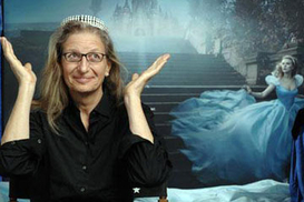 Знаменитый фотограф опять в центре финансового ска