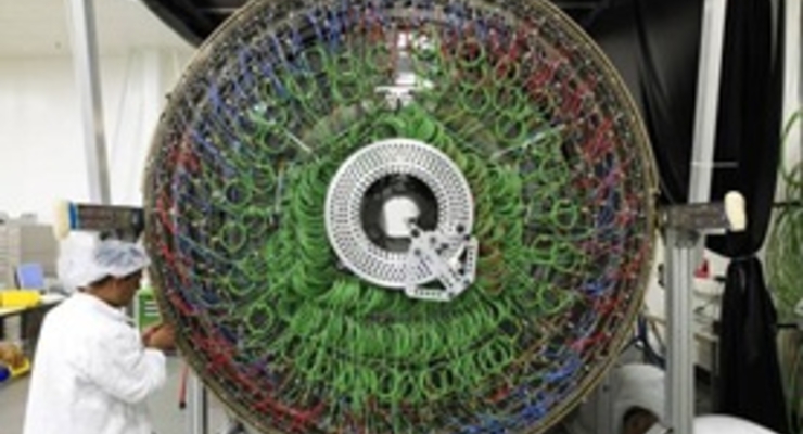 Ученые спасают 8 млрд.долл., вложенных в коллайдер