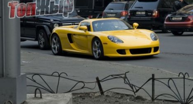 Сын Черновецкого купил Порш за 600 тыс.дол. (фото)