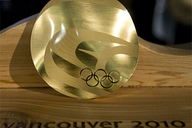 В Ванкувере продают снег с Олимпиады