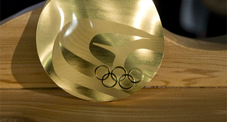 В Ванкувере продают снег с Олимпиады