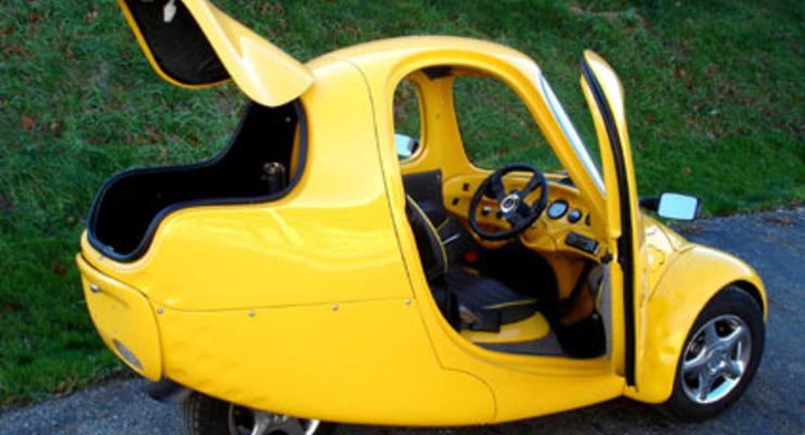 Японцев заставят пересесть на электромобили