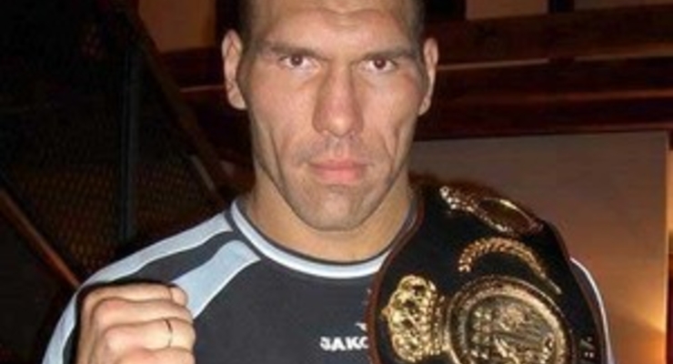 Валуев согласился биться с Кличко за 2,5 миллиона долларов