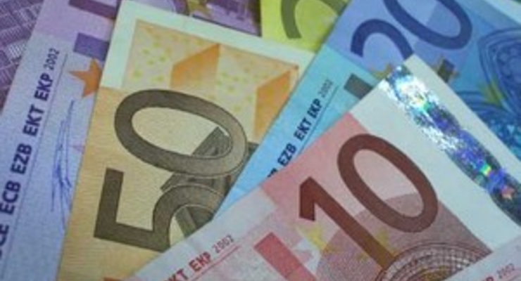 Курс евро на межбанке вырос