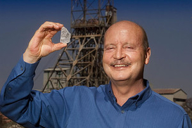 Необработанный алмаз продали за рекордные 35,3 миллиона долларов (ФОТО)