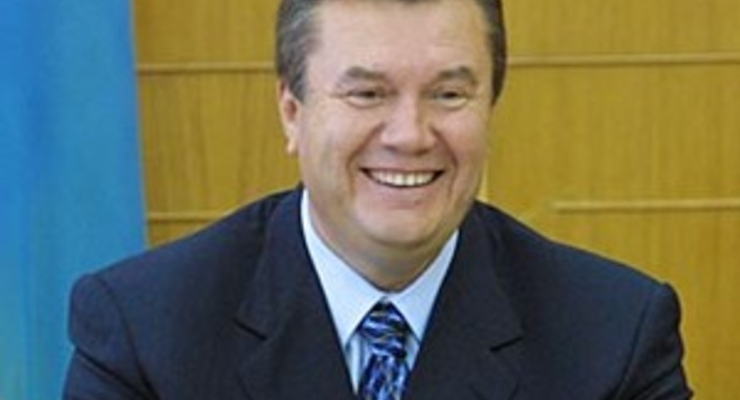 Янукович: Через год Украина получит безвизовый режим с ЕС