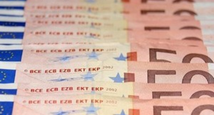 Евро на межбанке немного подорожал