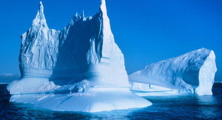 От Антарктиды откололся гигантский айсберг