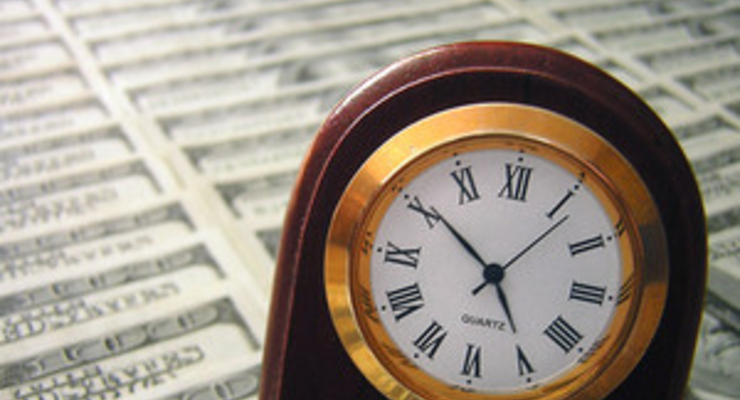 Официальные курсы валют на 24 февраля: доллар дешевеет