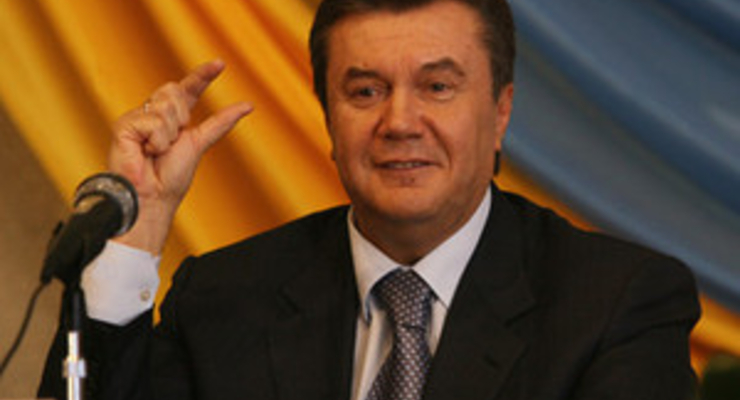 Янукович нанесет первый зарубежный визит в Брюссель