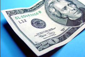 Курсы обмена наличных валют в 11 крупнейших банках Украины (на 10:30 23.02.2010)