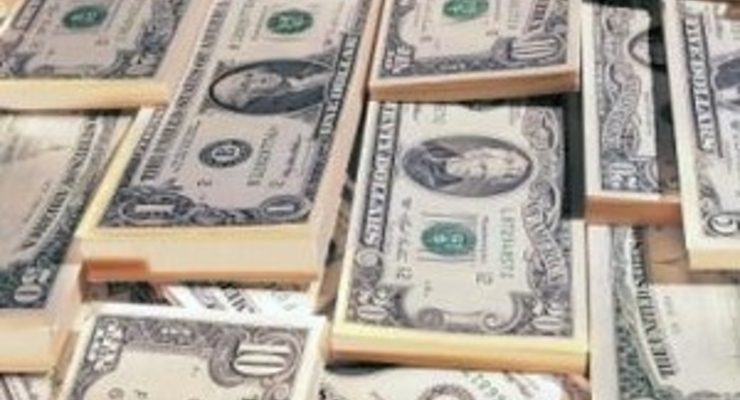 Курсы обмена наличных валют в 11 крупнейших банках Украины (на 15:30 22.02.2010)