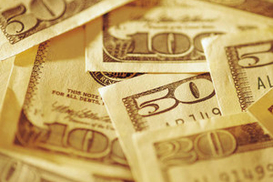 Доллар и евро продолжают дешеветь (на 15:30 22.02.2010)