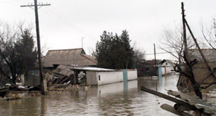 Киев выделит на борьбу с наводнением 4,2 миллион гривен