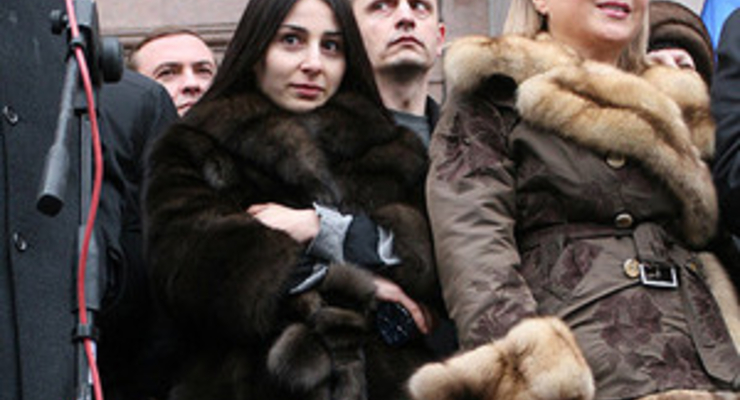 Французская полиция подтвердила факт кражи украшений у дочери столичного мэра