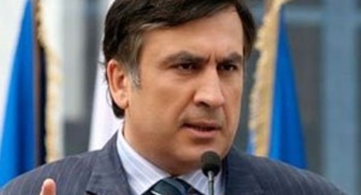 Медведев объявил Саакашвили персоной нон грата