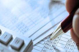 Инвестиции в украинскую экономику сократились почти вдвое