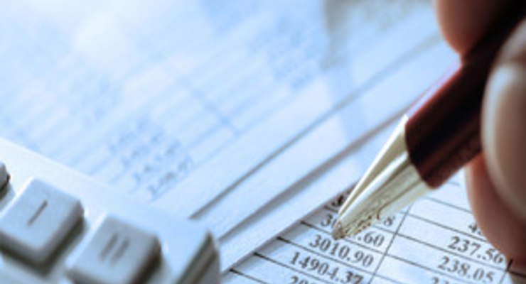 Инвестиции в украинскую экономику сократились почти вдвое