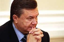 Янукович принесет присягу 25 февраля