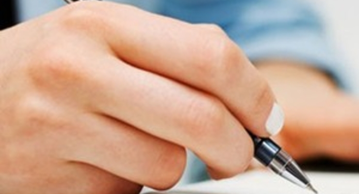 Госфинуслуг возобновила действие лицензии СК "Надия"