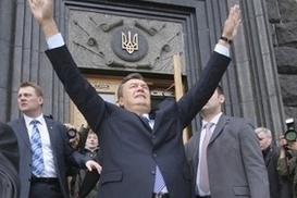 Европа поздравила Януковича с победой на выборах