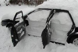 Снегопад парализовал движение на дорогах Украине