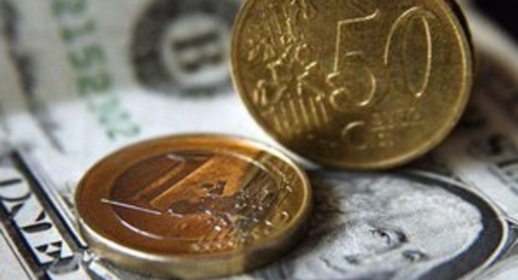 Курсы обмена наличных валют в 11 крупнейших банках Украины (на 10:30 11.02.2010)